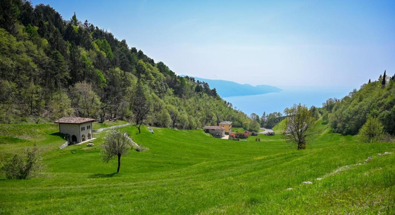 Borgo Paradiso Villa Tignale Esterno foto